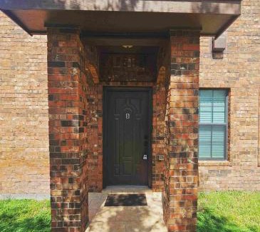 Edinburg Apartment | Apartment near University