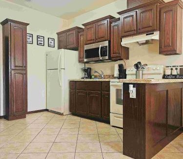 Edinburg Apartment | Apartment near University