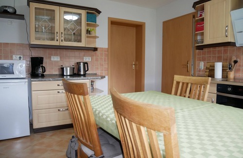 Krummin Apartment | Apartment Neeberg in a quiet location with barbecue and garden - vacation apartment