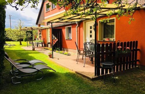 Oberhavel Apartment | Apartment Nettelbeck- 2 bedroom apartment with access to the lake