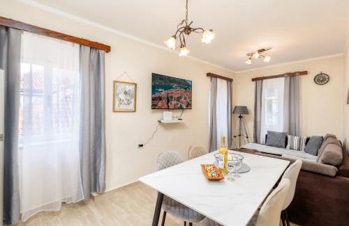 Skaljari Apartment | Apartment NICO