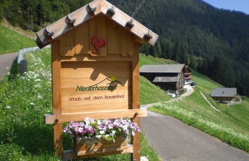 Ultimo Apartment | Apartment 'Niederhaushof' with Mountain View, Balcony and Wi-Fi