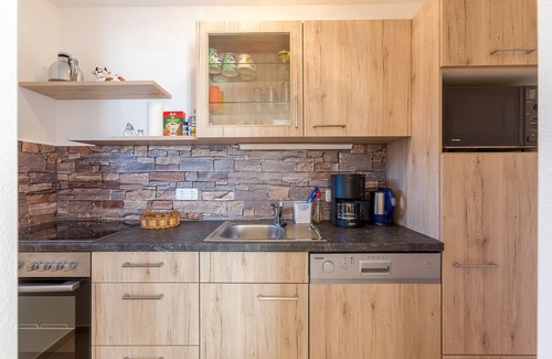 Uebersee Apartment | Apartment no. 1 with mountain view, 57m², large triple bedroom and new bathroom