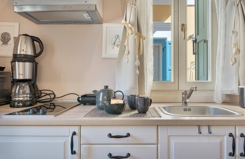 Symi Apartment | Apartment 'No 5 One Bedroom Symi Nautilus' with Sea View, Wi-Fi and Air Conditioning