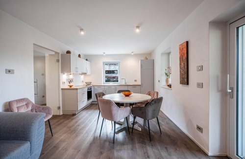Nova Ponente Apartment | Apartment 'Obkircher' with Mountain View, Terrace, Garden and Wi-Fi