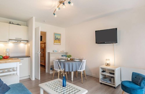 Carnac Apartment | Apartment Océan by Interhome