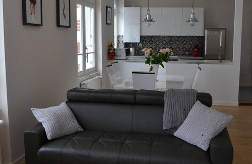 Le Pouliguen Apartment | Apartment of charm and authenticity full center