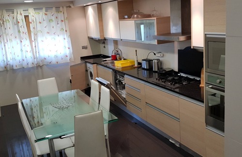 Reboleira Apartment | APARTMENT OF LIGHT - Free Wifi
