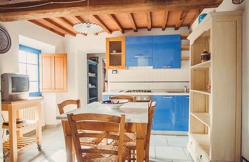 Massa Apartment | Apartment on the first floor with a private sitting area and a wonderful view