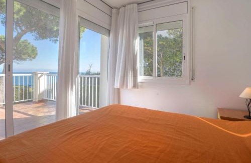 Llanca Apartment | Apartment Palmiers I-11 by Interhome