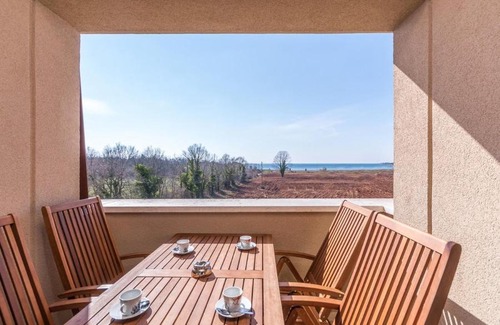 Dajla Apartment | Apartment Paradiso with Sea View