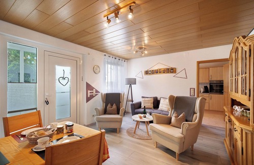 Sankt Georgen im Schwarzwald Apartment | Apartment 'Perkuhn' with Mountain View, Private Terrace and Wi-Fi