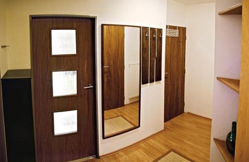 Vrsovice Apartment | Apartment Pod Sychrovem