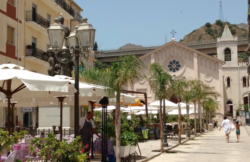 Letojanni Apartment | Apartment Polifemo at the beach with a sea view - Letojanni, Sicily