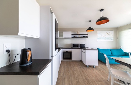 La Tranche-sur-Mer Apartment | Apartment 'Résidence Le Rêve' with Shared Pool, Wi-Fi and Air Conditioning