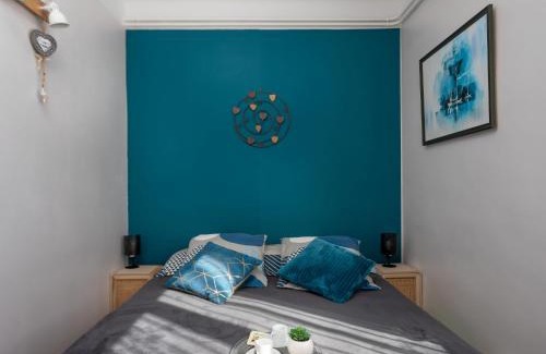 Lunel Apartment | Apartment Résidence les Roses by Interhome