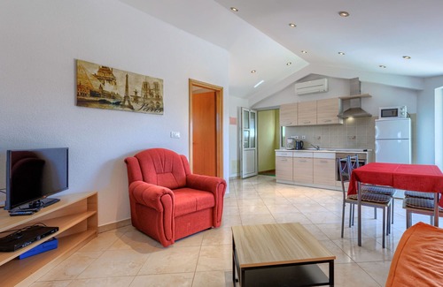 Cancini Apartment | Apartment Rajić by Interhome