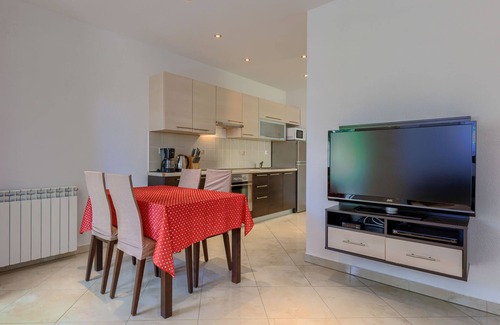 Cancini Apartment | Apartment Rajić by Interhome