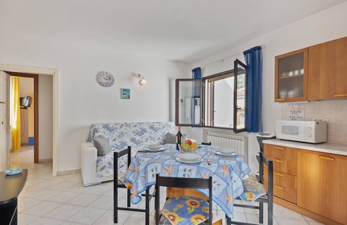 Pomonte Apartment | Apartment “Ramerino” close to the Beach with Sea and Mountain View