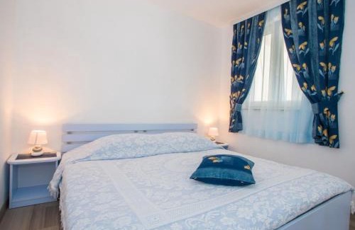 Zagore Apartment | Apartment Rea with Pool