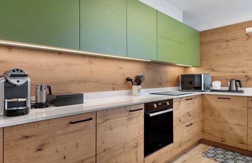 Bedollo Apartment | Apartment 'Relais Dolomiti' with Lake View, Private Terrace and Wi-Fi