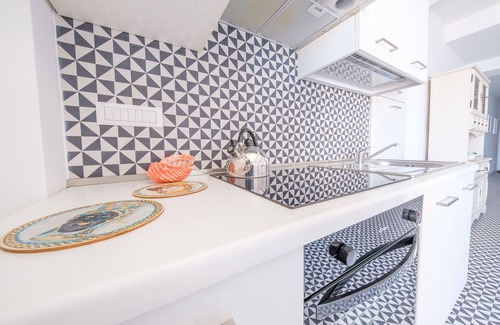 Milazzo Apartment | Apartment 'Rinaldo' with Sea View, Wi-Fi and Air Conditioning