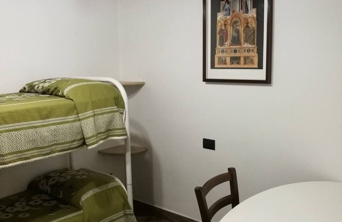 Fratta Apartment | Apartment Rosa with 2 bedrooms and outdoor shared pool