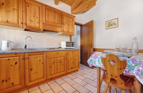 Pinzolo Apartment | Apartment 'Rosy' with Mountain View, Balcony and Wi-Fi