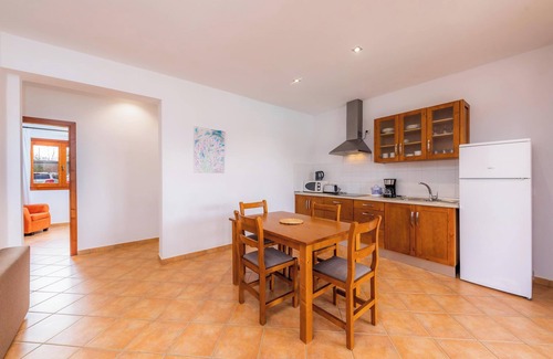 Ariany Apartment | Apartment S Hort Can Capità Familiar Superior 2 close to the Sea with Shared Pool & Wi-Fi