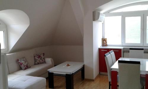 Vranyantsi Apartment | Apartment Sagittarius