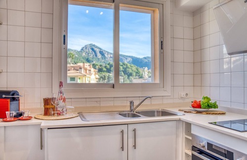 Soller Apartment | Apartment Santa Catalina 46 in Puerto Soller with sea view