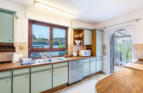 Balzhofen Apartment | Apartment 'Schwarzwald Glück Ferienwohnung' with Private Terrace and Wi-Fi