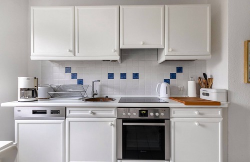 Gluecksburg Apartment | Apartment "Schwennautal" with Private Garden & Wi-Fi