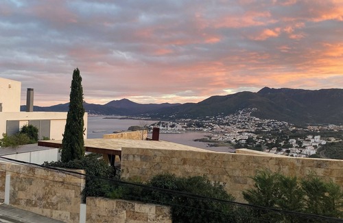 Llanca Apartment | Apartment SEA VIEW, LLANCA 🇪🇸4 pers Hill top Appartment beautiful Sea View