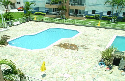 Itapoa Apartment | Apartment Season Itapoá-SC Beira Mar Pool