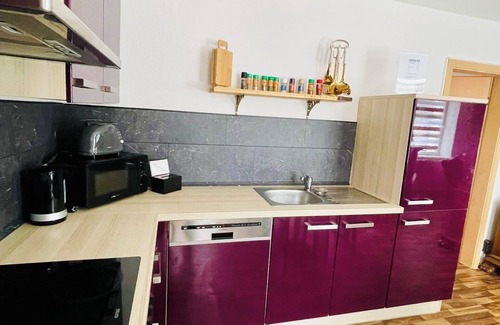 Hoyerswerda Apartment | Apartment 'Seenland Residenz' with Wi-Fi