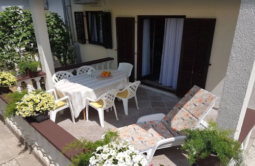Nin Apartment | Apartment Sena II - apartment near a sandy beach suitable for families