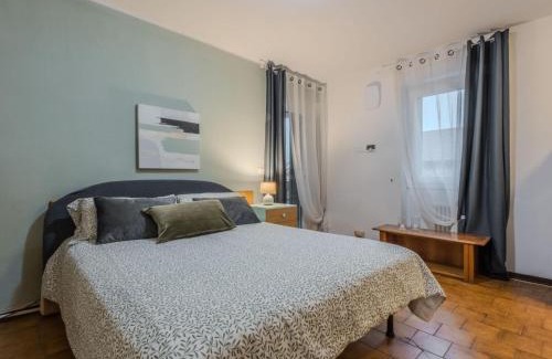 Ponte Arche Apartment | Apartment Serafini by Interhome