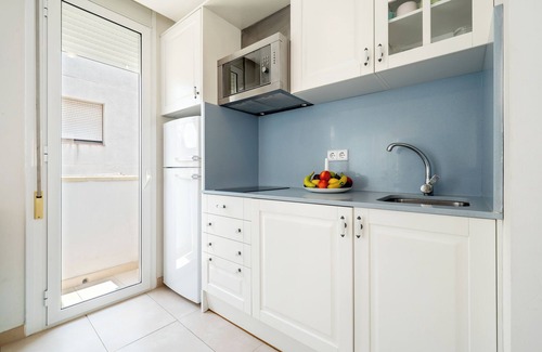 Costa Dorada Apartment | Apartment 'Sf1' with Wi-Fi and Air Conditioning