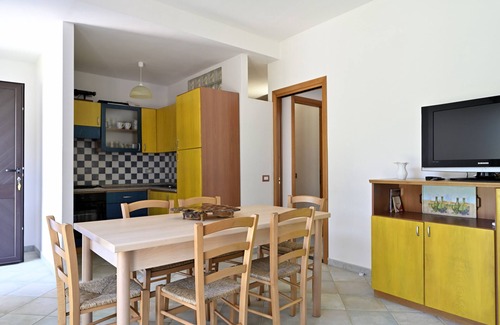 Cea Apartment | Apartment "Simona" with Shared Garden & A/C