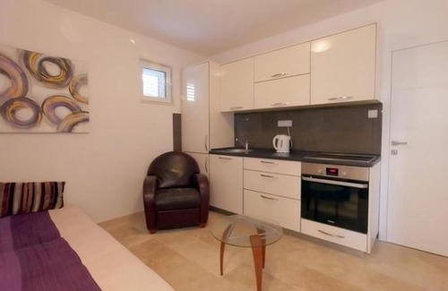 Sveti Stefan Apartment | Apartment Skada