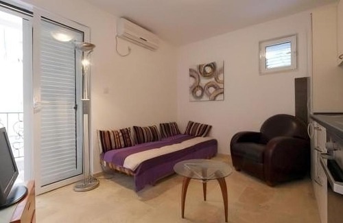 Sveti Stefan Apartment | Apartment Skada