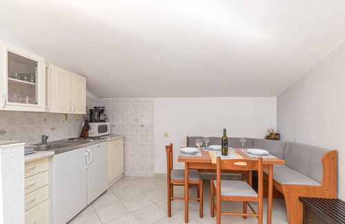 Cancini Apartment | Apartment Slavko Cancini with Balcony