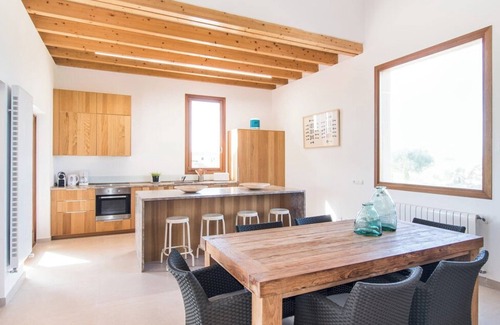Es Palmer Villa | Apartment 'Son Sec Nou' with Mountain View, Wi-Fi and Air Conditioning