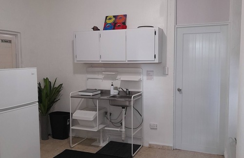 Cangrejo Arriba Apartment | Apartment steps from Isla Verde airport