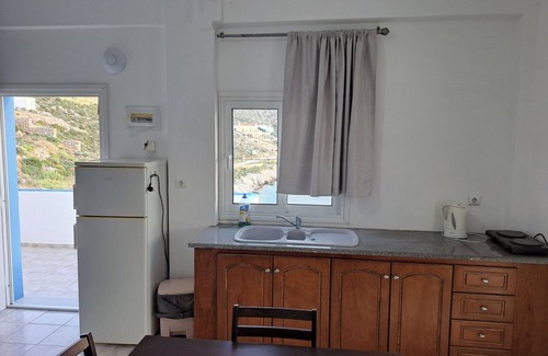 Vlychadia Apartment | Apartment 'Studio 3' with Sea View and Private Terrace