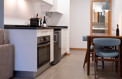 Viseu Apartment | Apartment Suite T1 - N - New Age Bemyguest center Viseu free internet