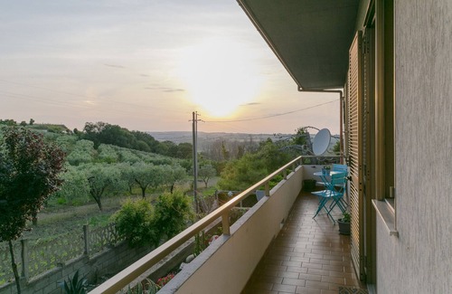 Termoli Apartment | Apartment surrounded by greenery, 5 minutes from the beach!