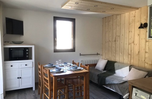 Saint-Lary-Soulan Apartment | Apartment T3 4 pers. Saint Lary Soulan mountain view