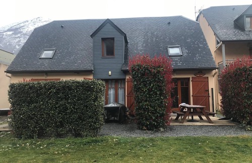 Luz-Saint-Sauveur Apartment | APARTMENT T3 DUPLEX 6 pers FULL FOOT